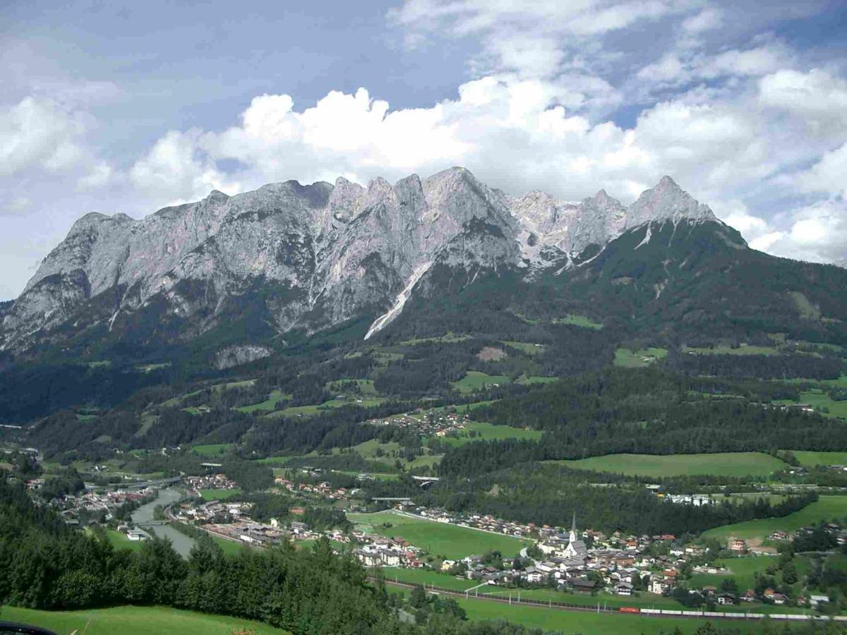 Pointhaeusl Villa Pfarrwerfen Bagian luar foto